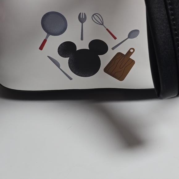 Loungefly Disney Mickey & Minnie Chef Cosplay Mini Backpacks NWT - Picture 6 of 7